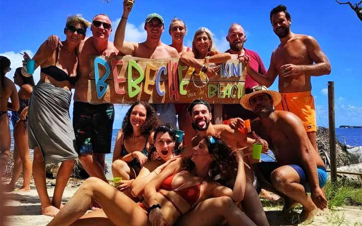 Excursion en groupe à la plage Sainte-Anne
